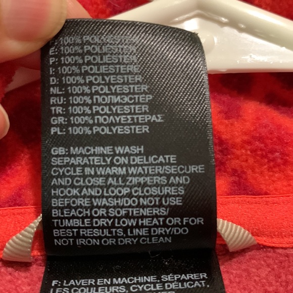 North Face Women’s 1/4 Zip Fleece Pullover - Picture 5 of 7